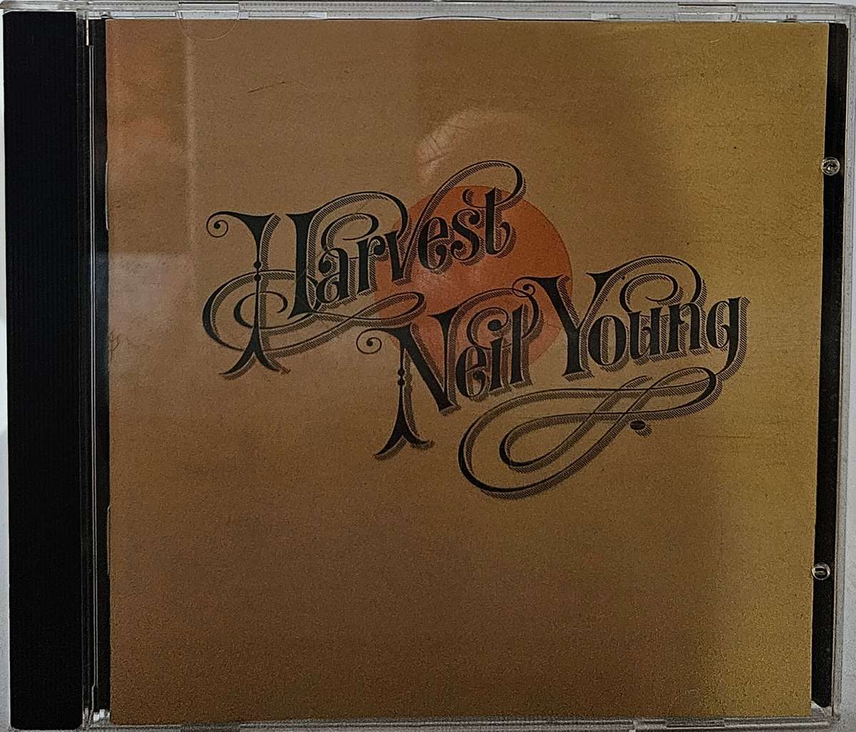 Neil Young Harvest  (2309)
