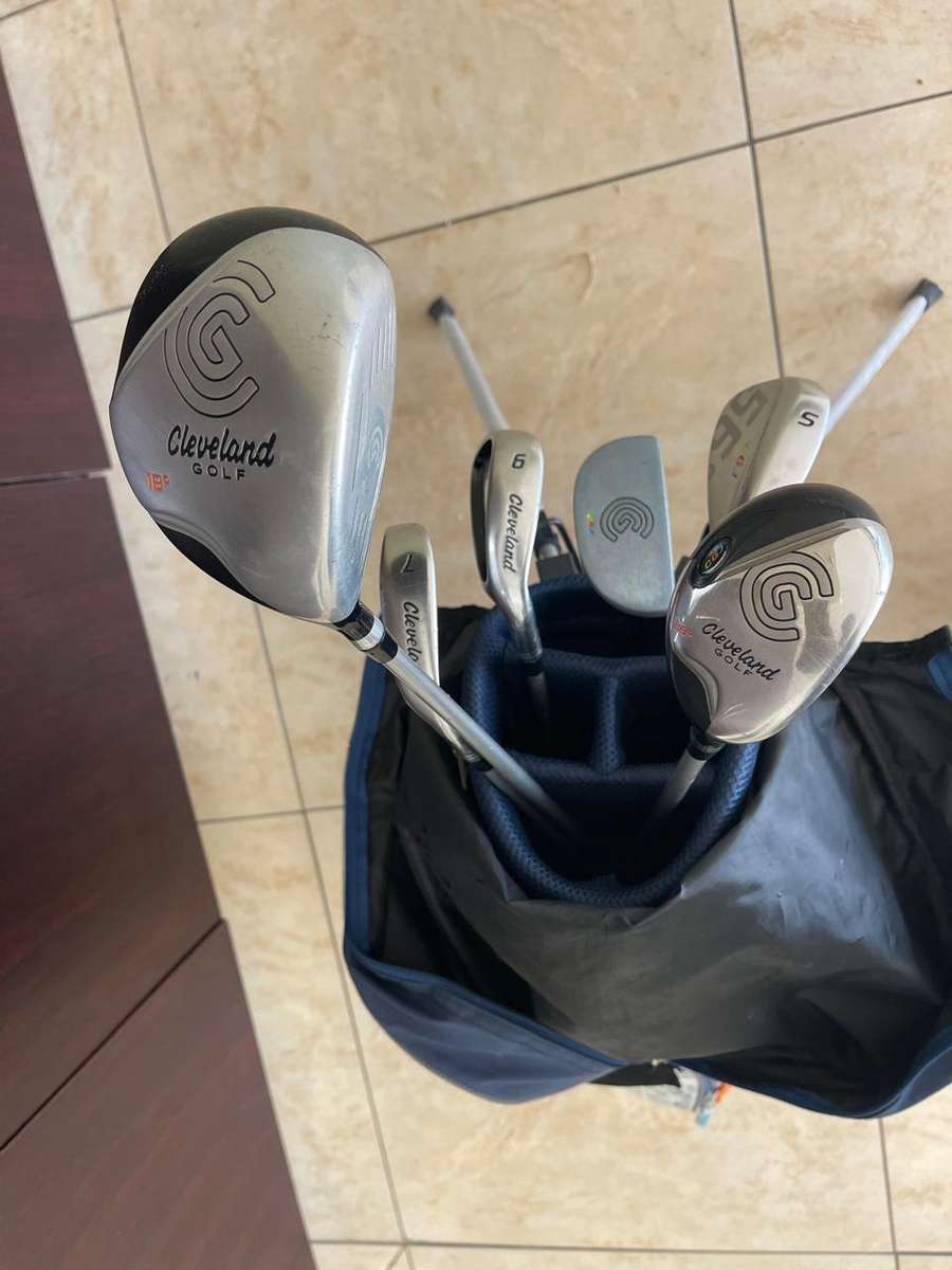 JUNIOR CLEVELAND GOLF SET FOR KIDS RIGHT HANDED