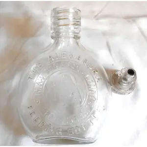 THE ALEXANDER BABY GLASS BOTTLE BABY FEEDER MADE IN ENGLAND BY S.MAW SON & SONS LONDON