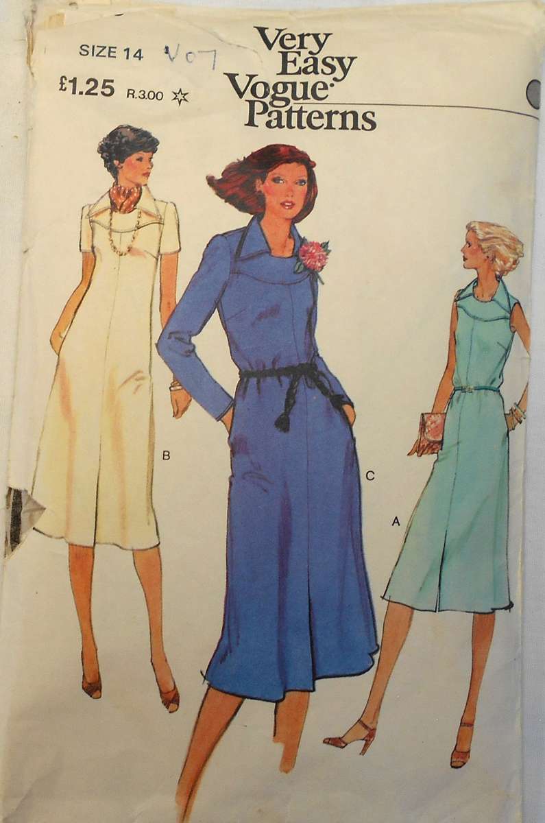 VOGUE 9843 FITTED A LINE DRESS SIZE 14 COMPLETE-ZIPLOC