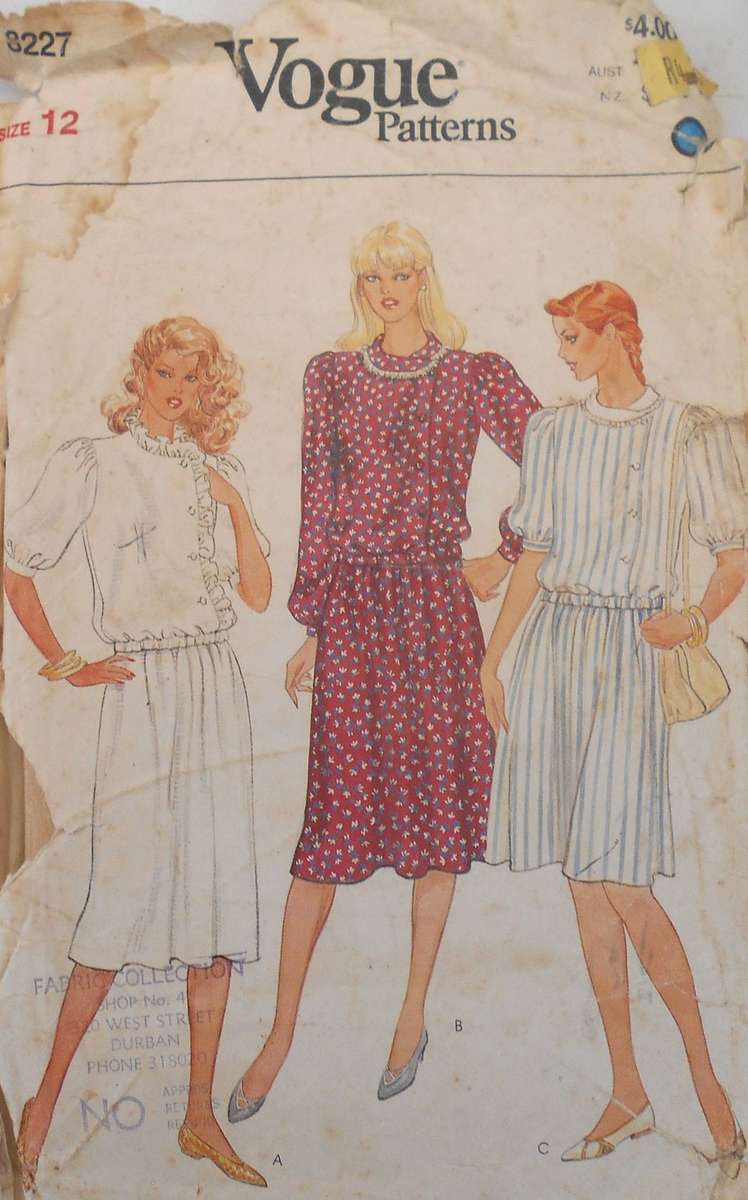 VOGUE 8227 TOP & SKIRT SIZE 12 COMPLETE-ZIPLOC