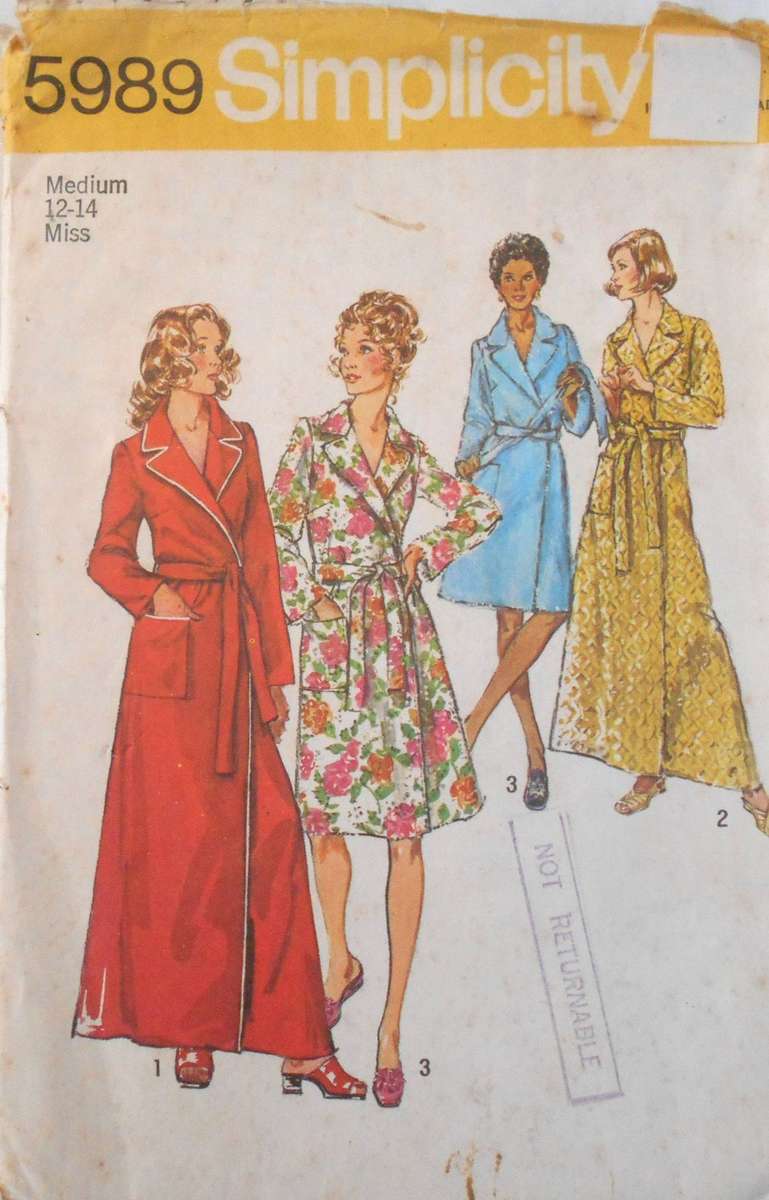 SIMPLICITY 5989 ROBE IN 2 LENGTHS SIZE MEDIUM 12-14 COMPLETE