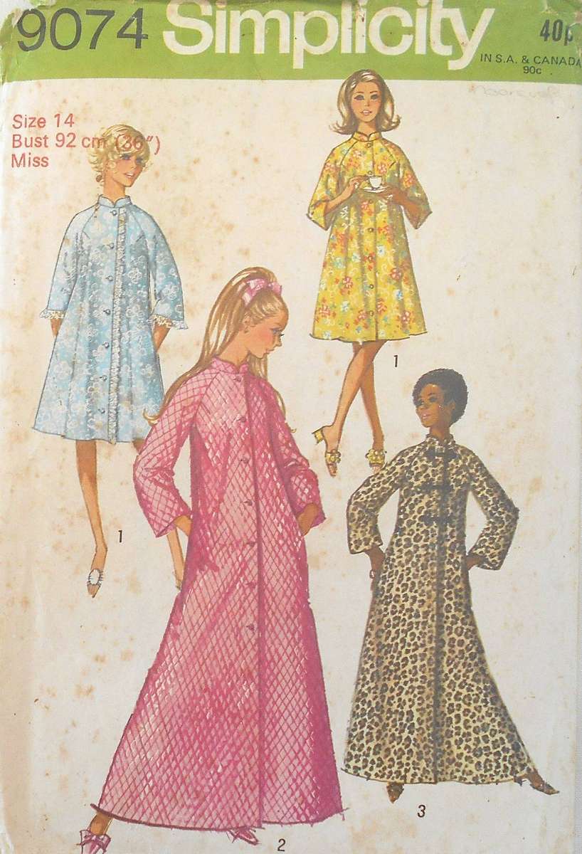 SIMPLICITY 9074 ROBE IN 2 LENGTHS SIZE 14 BUST 92 CM - NO POCKET SUPPLIED