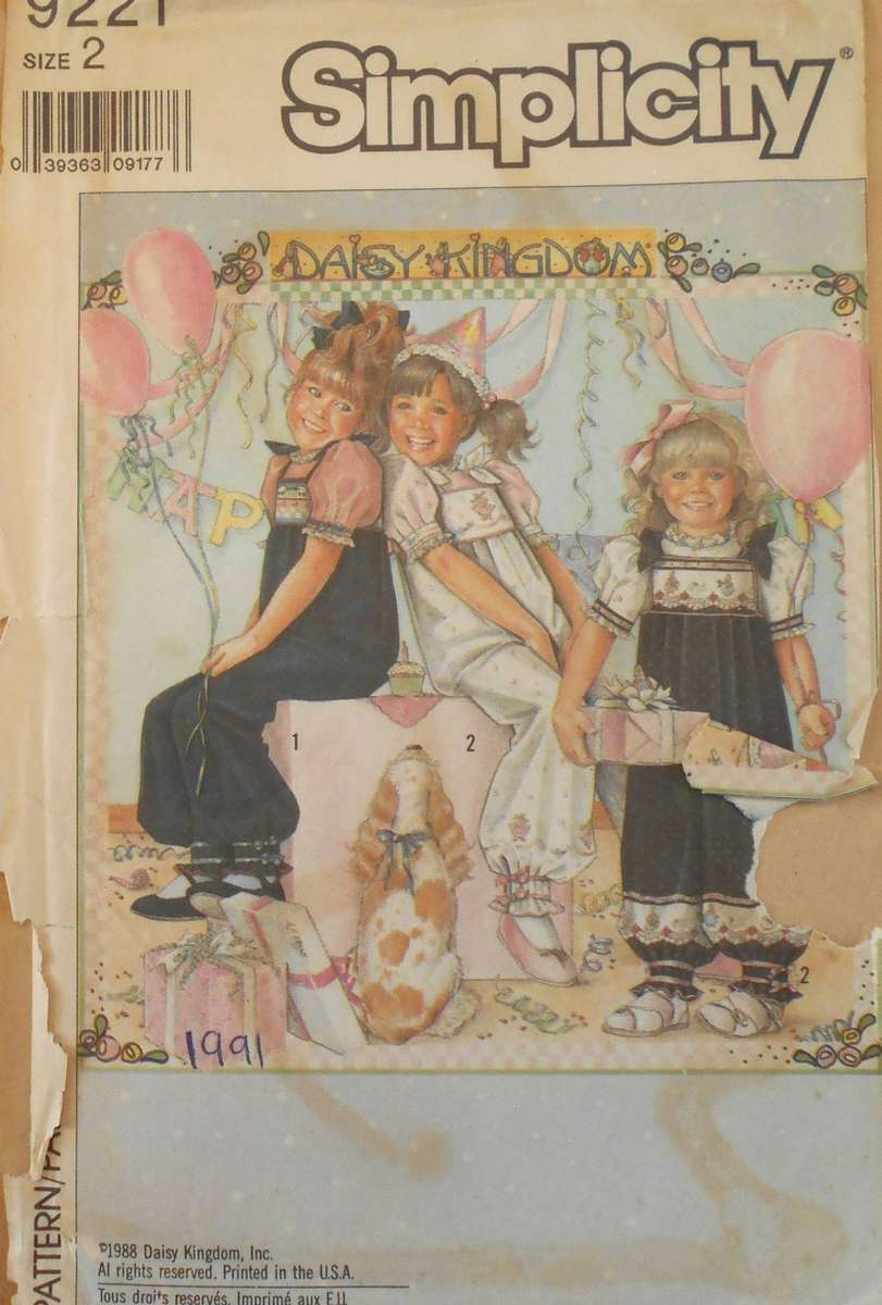 SIMPLICITY 9221 TODDLERS BALLOON OVERALLS-BLOUSE SIZE 2 YEARS-COMPLETE