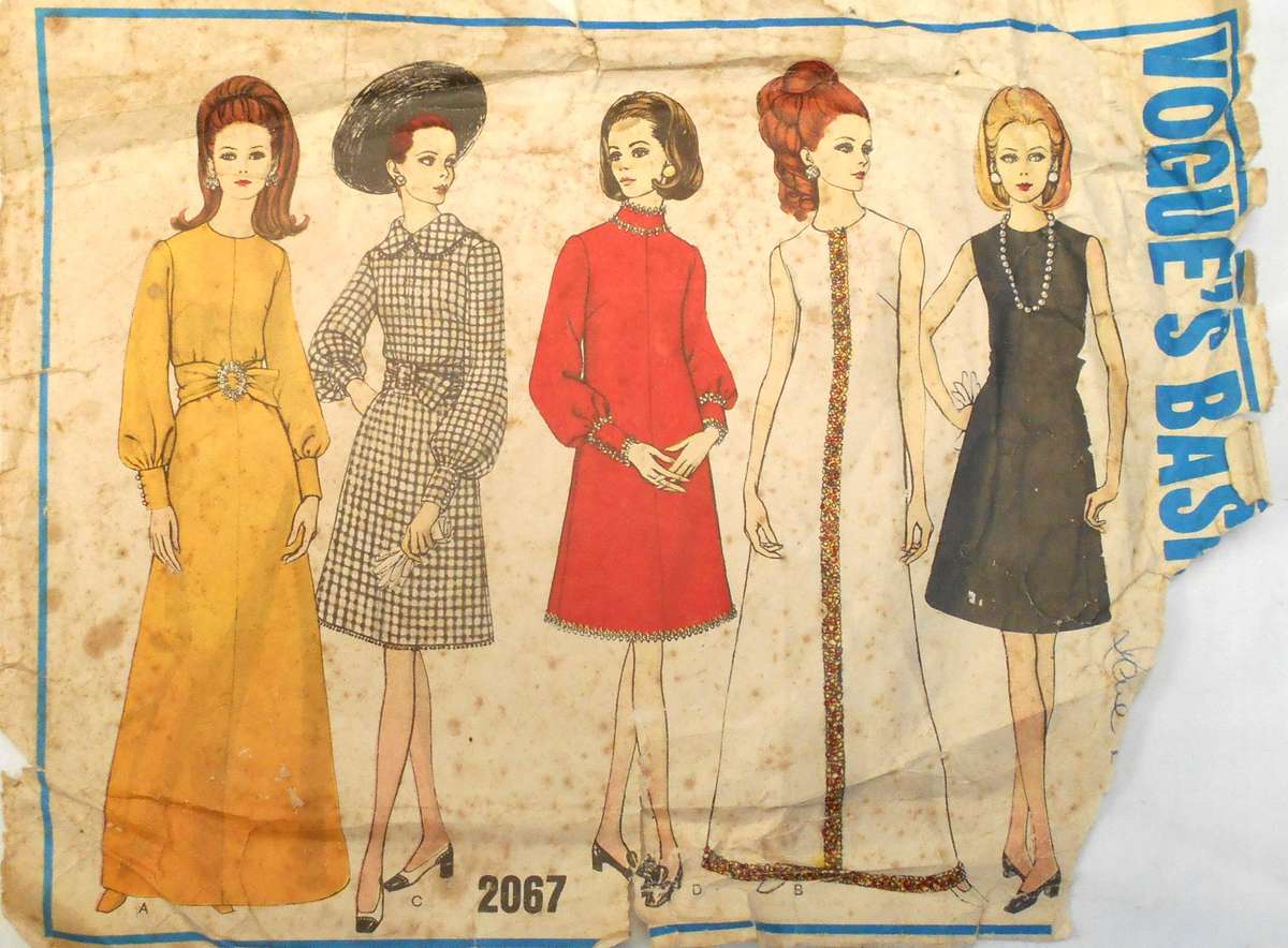 VOGUE BASIC DESIGN 2067 ONE PIECE DRESS SIZE 10 BUST 32 1/2 SEE LISTING-ZIPLOC