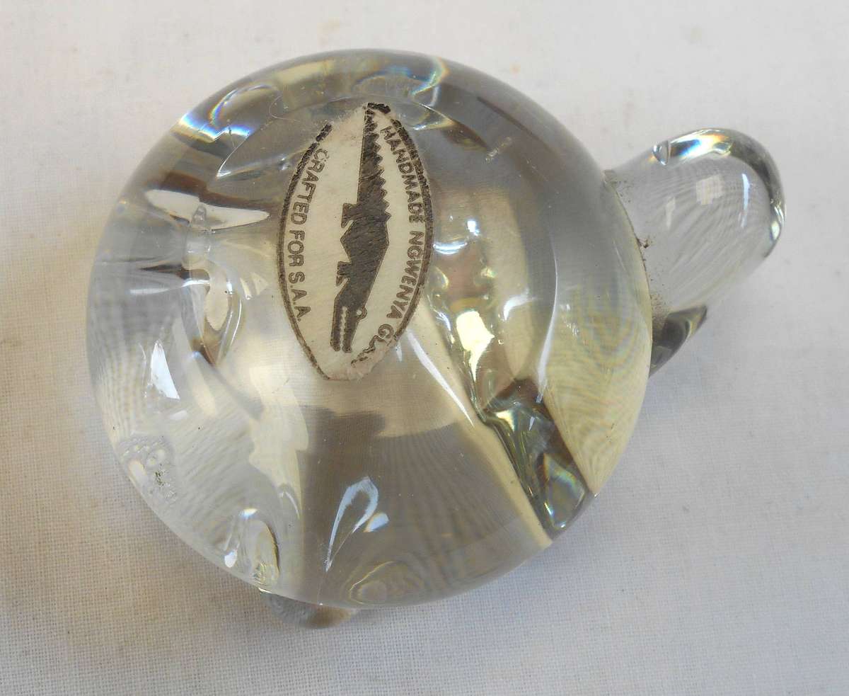 HANDMADE NGWENGA CLEAR GLASS TORTOISE- LENGTH 7 CM & WEIGHT 128 GRAMS IN PERFECT CONDITION