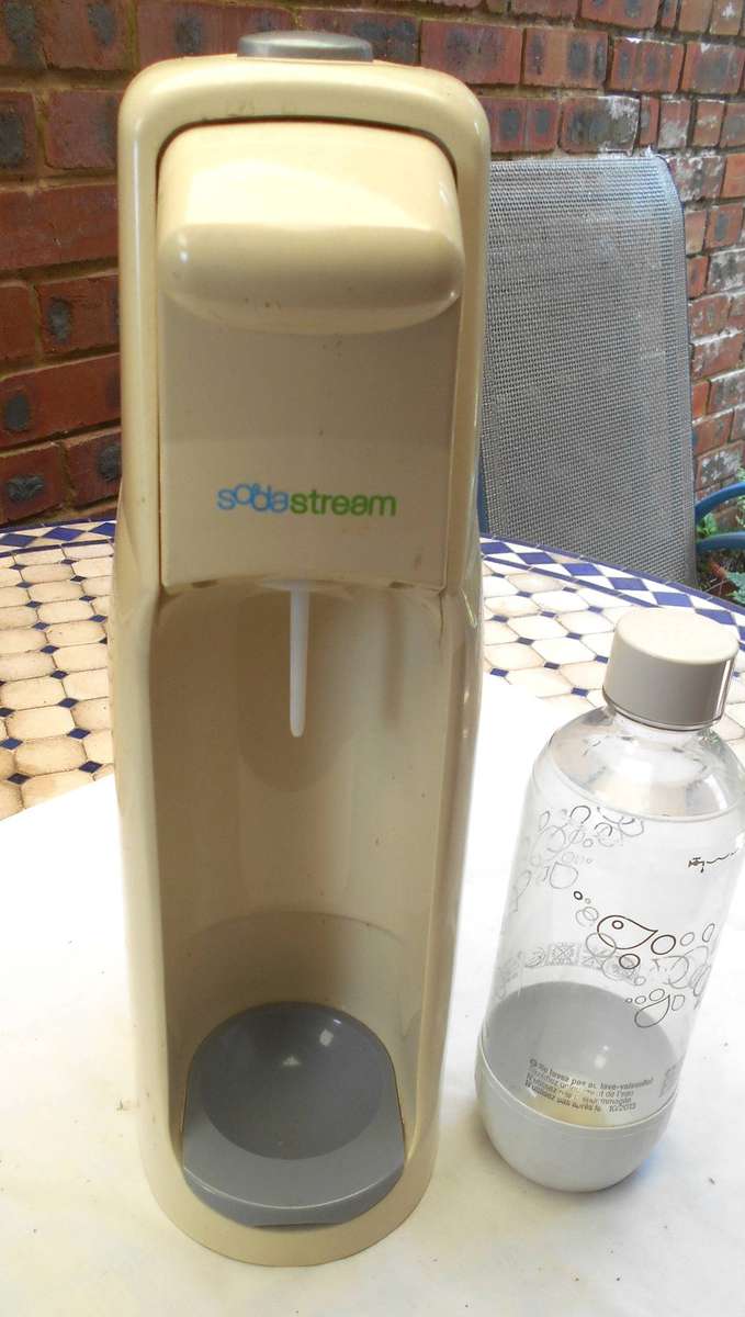 SODA STEAM WITH BOTTLE & INCLUDING GAS BOTTLE