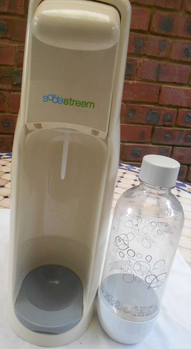 SODA STEAM WITH BOTTLE & INCLUDING GAS BOTTLE