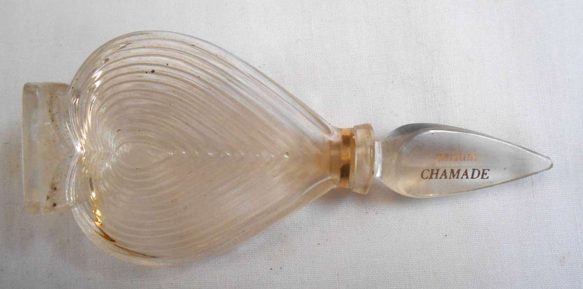 Perfume de Chamade by Guerlain 1969-50 ml big teardrop shape lid and heart shape perfume bottle