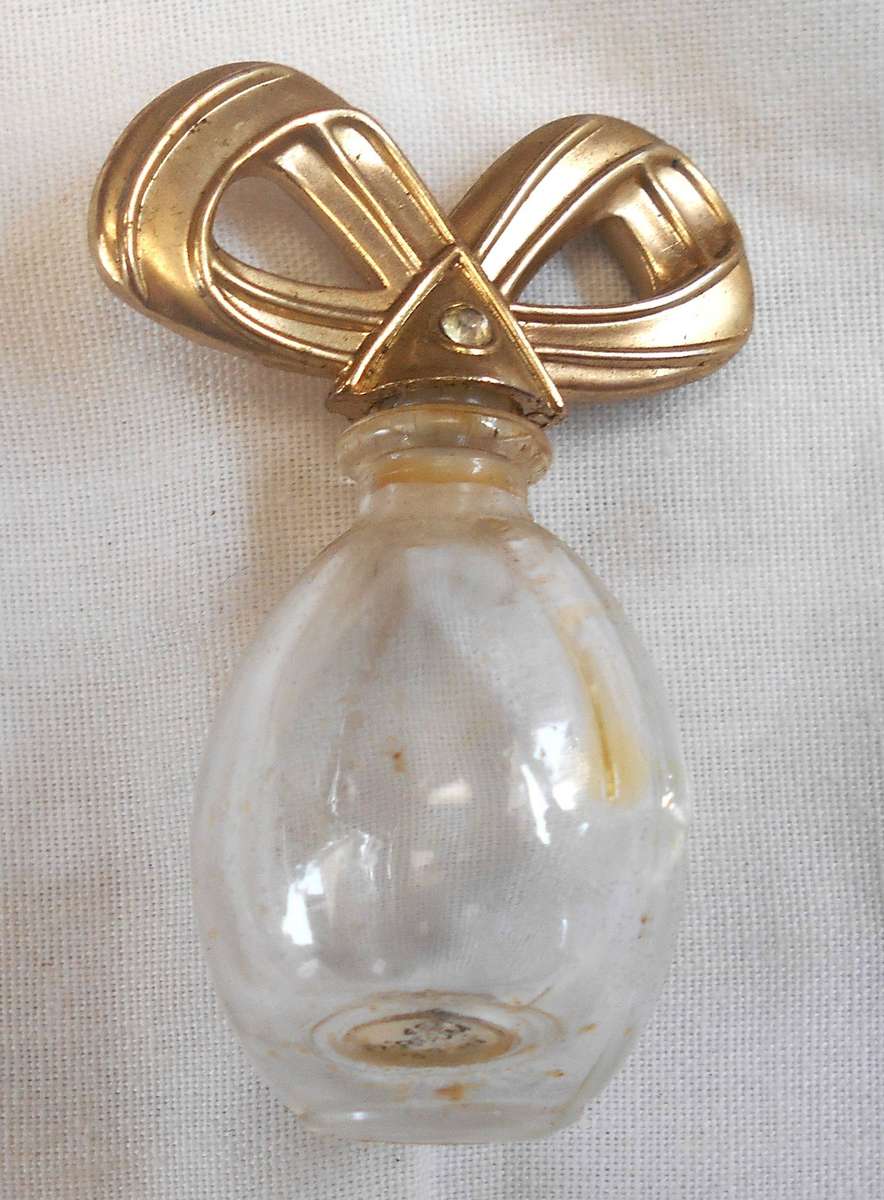 White Diamonds by Elizabeth Taylor Parfum Perfume Miniature 3.7 ml empty bottle