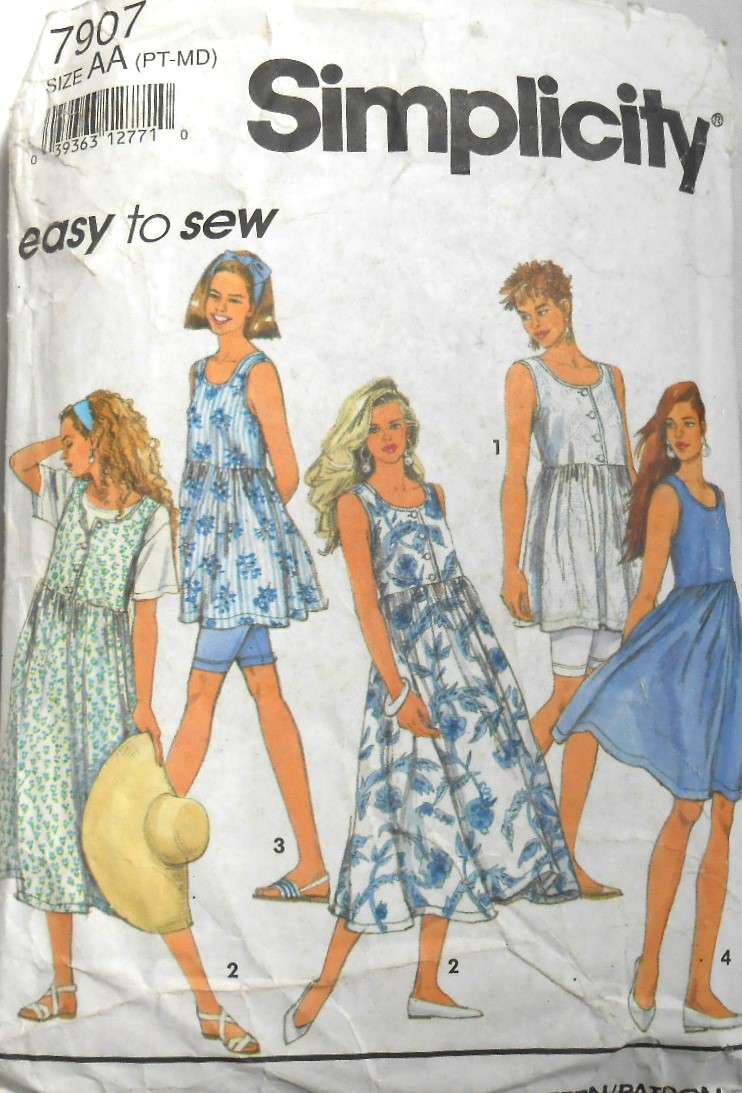 SIMPLICITY 7907 DRESS-BICYCLE SHORTS SIZE PT-M ((301.2"-38)-CUT TO S/M DRESS-BIKE SHORTS PT COMPLETE