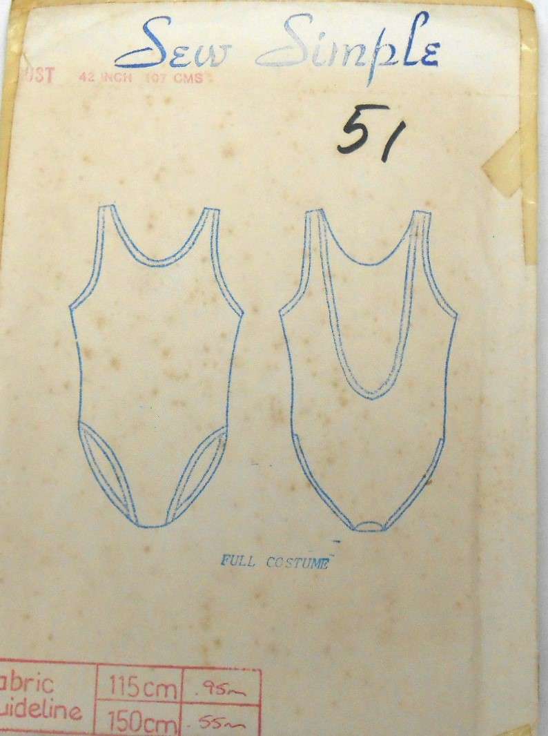 SEW SIMPLE 51 -FULL COSTUME SIZE 42" OR 107 CM -COMPLETE