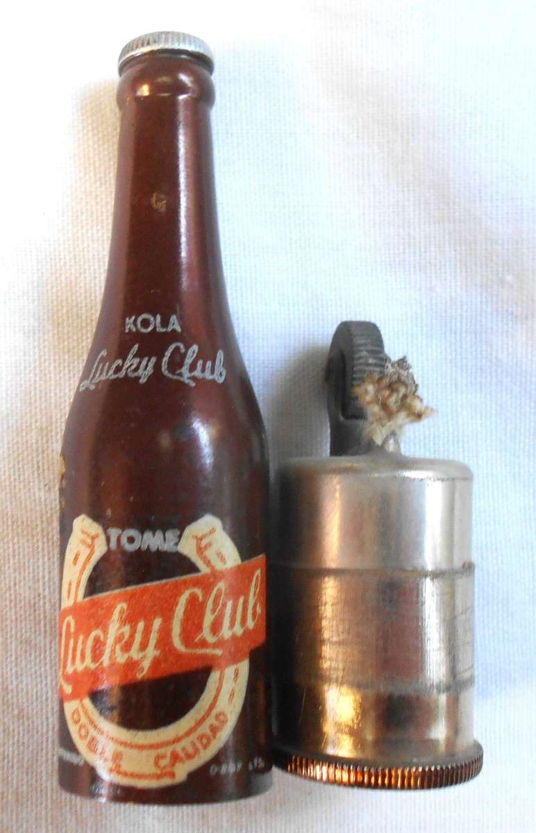 VINTAGE RARE LUCKY CLUB KOLA BOTTLE LIGHTER - WITH FLINT