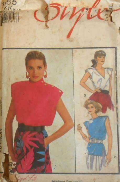 STYLE 1065 SET OF LOOSE STRAIGHT TOPS SIZE 6-14 COMPLETE-UNCUT-F/FOLDED-ZIPLOC