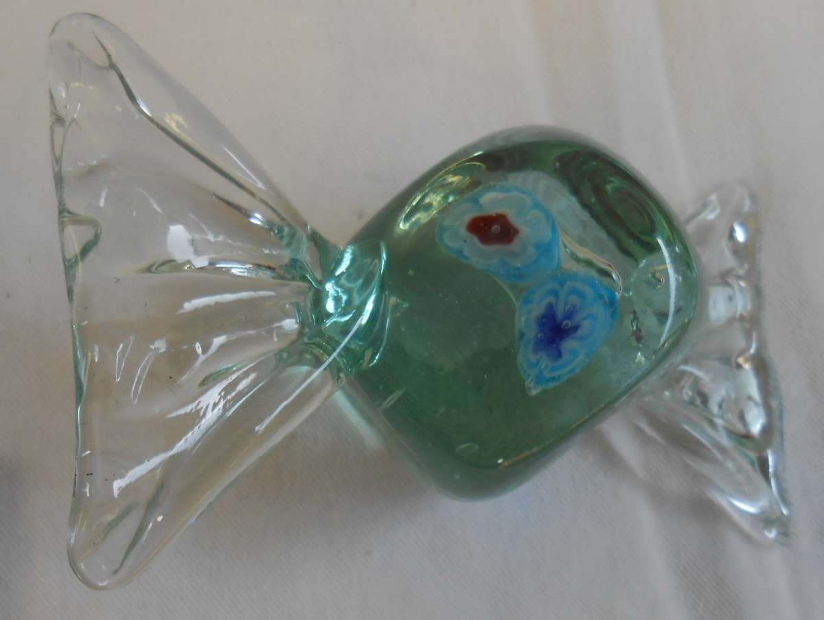 Huge 11.5 cm Vintage Glass Murano Sweet with Millefiori enamel flowers in perfect condition