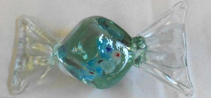 Huge 11.5 cm Vintage Glass Murano Sweet with Millefiori enamel flowers in perfect condition