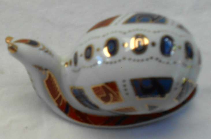 Stunning Ceramic Snail with gilt