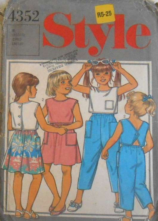 STYLE 4352 GIRLS CROP TOP-SKIRT-PANTS SIZE 6 YEARS COMPLETE