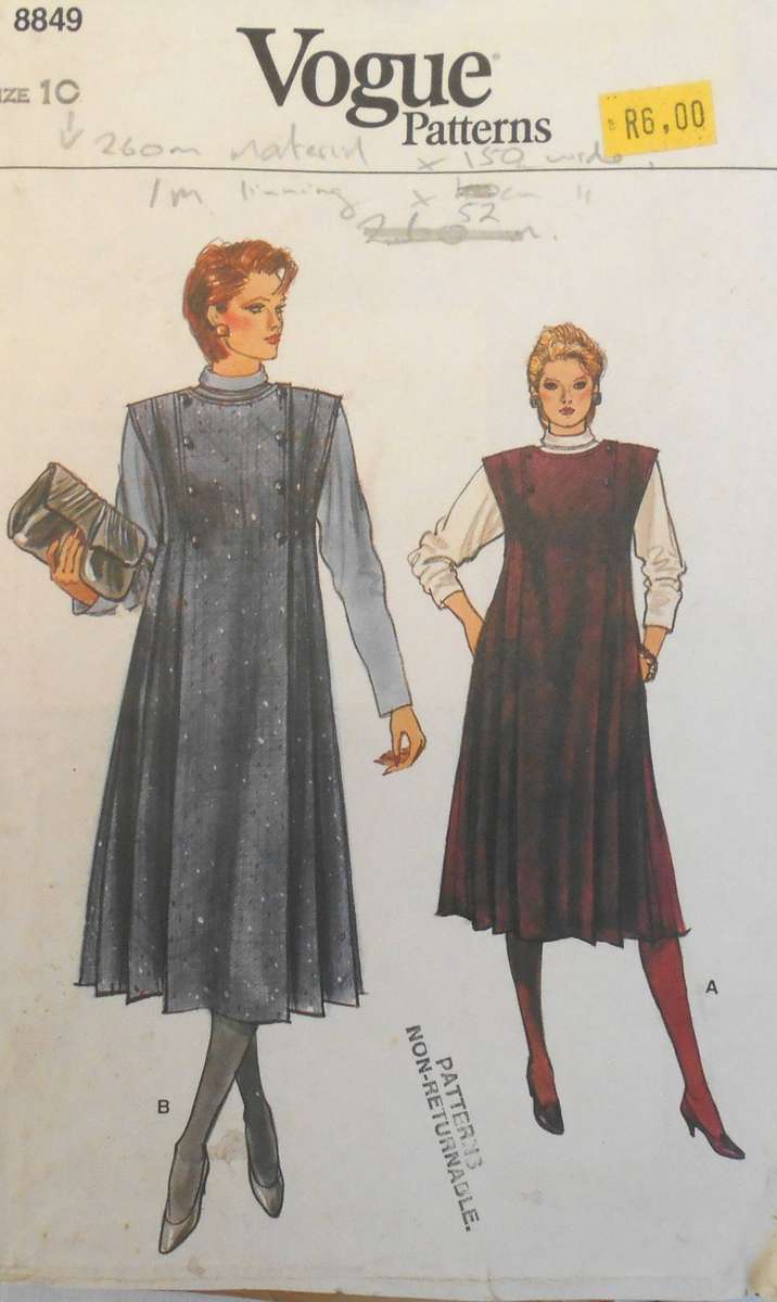 VOGUE 8849 SEMI FITTED PULLOVER TOP & PINAFORE SIZE 10 COMPLETE