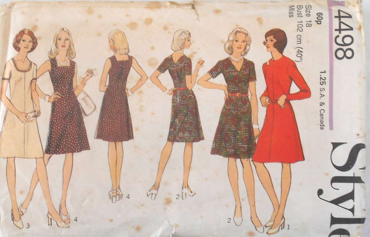 STYLE 4498 DRESS - LONG/SHORT SLEEVE SIZE 16 BUST 102 CM COMPLETE-UNCUT-F/FOLDED