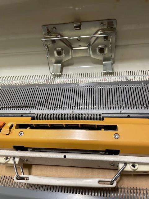 Knitting Machine Empisal Knitmaster 324