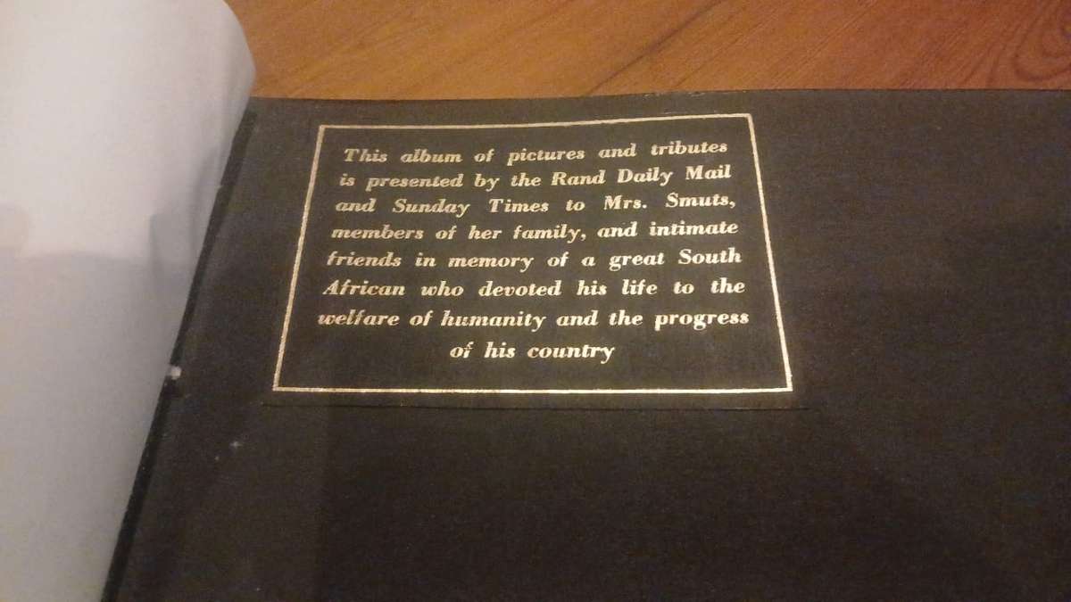 Jan Christiaan Smuts Memorial Album 1870 - 1950 ( in slipcase)