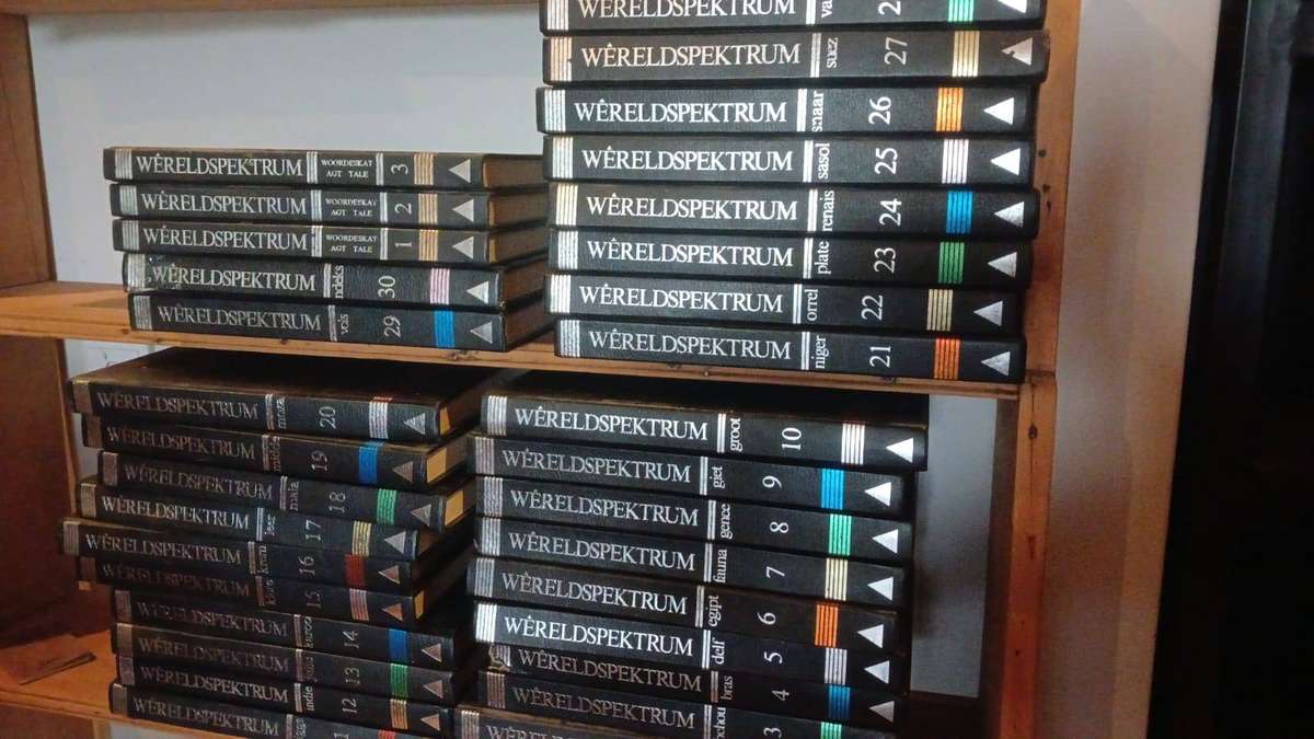 Wereld Spektrum Ensiklopedie : Volledige stel van 30 boeke.