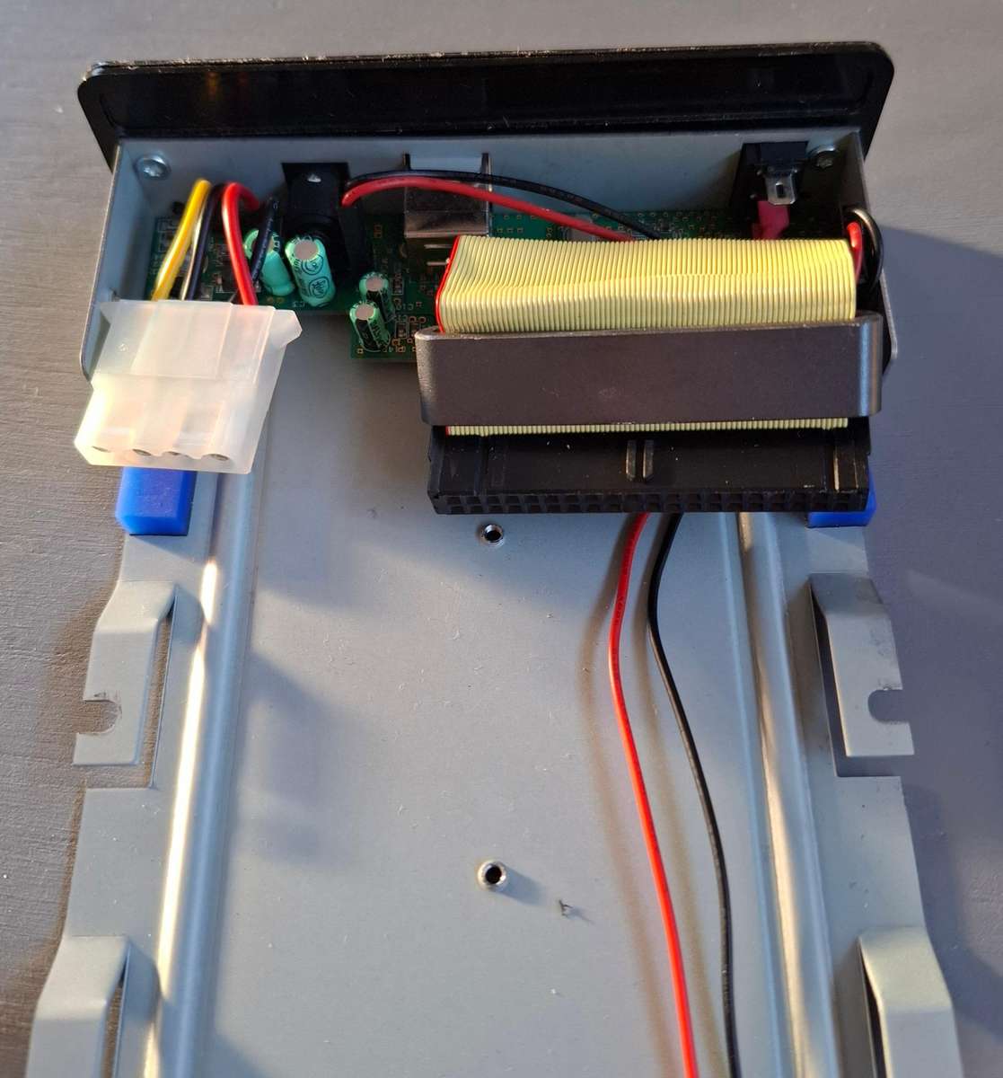 Freecom IDE 3.5inch Hard Drive Case Including Power Adapter & USB Cable