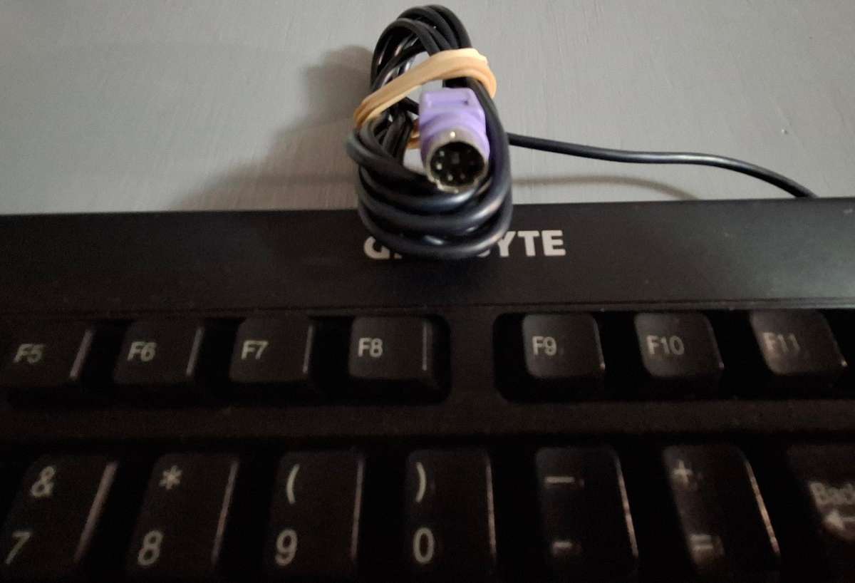 Gigabyte Ps2 Keyboard