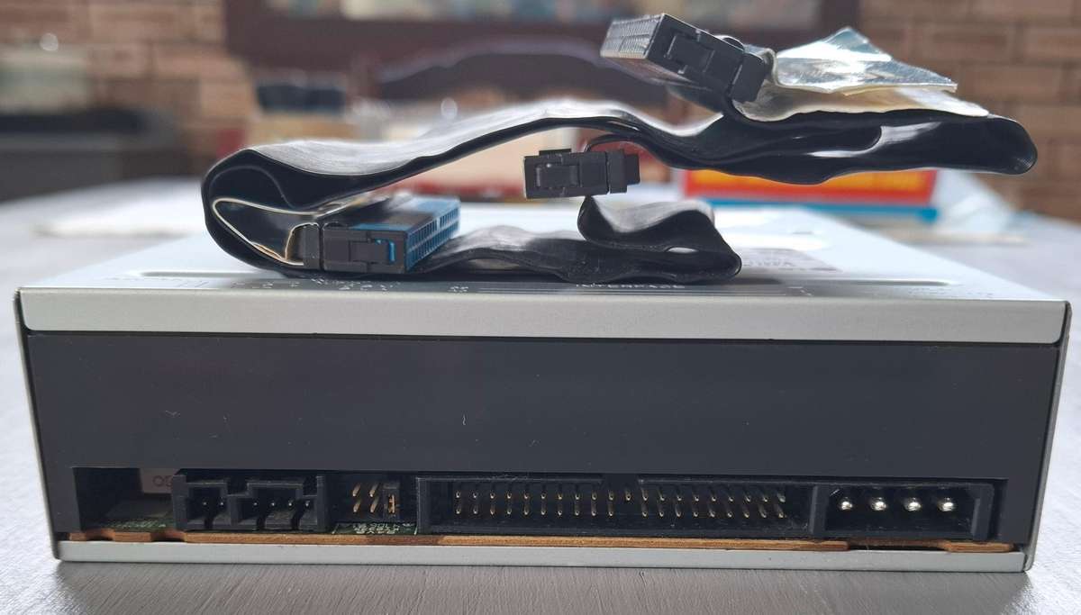 LG IDE Super Multi CD DVD Writer