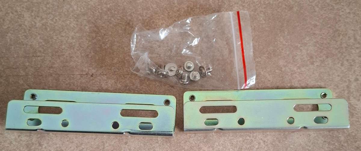 3.5" to 5.25" Hard Drive Bay Metal Mounting Bracket Adapter for 5.25" Internal Bay Drive