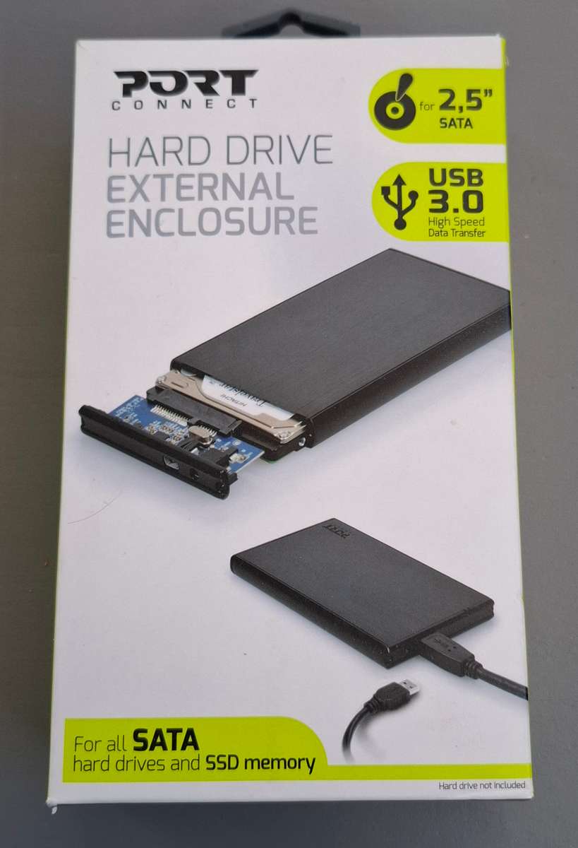 Port Connect 2.5 inch USB3 Sata or SSD Hard Drive External Portable Enclosure