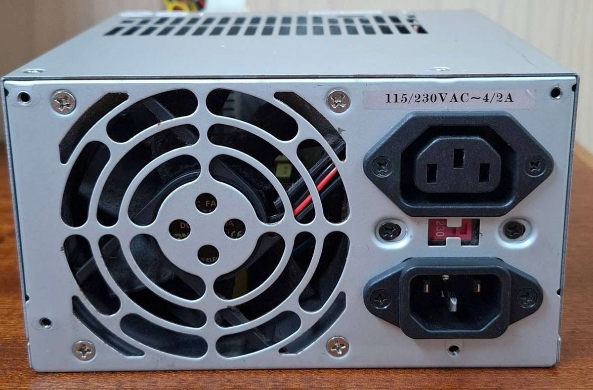 Sparkle 250Watt 20 Pin Desktop Power Supply