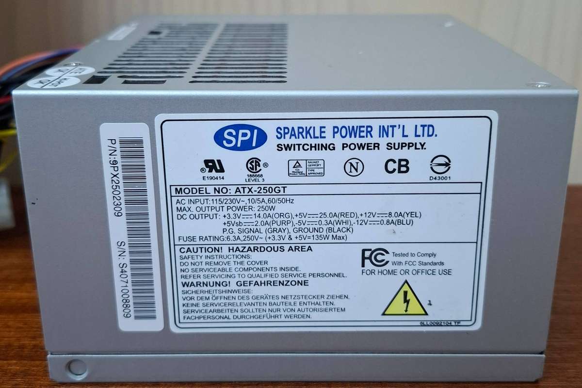 Sparkle 250Watt 20 Pin Desktop Power Supply