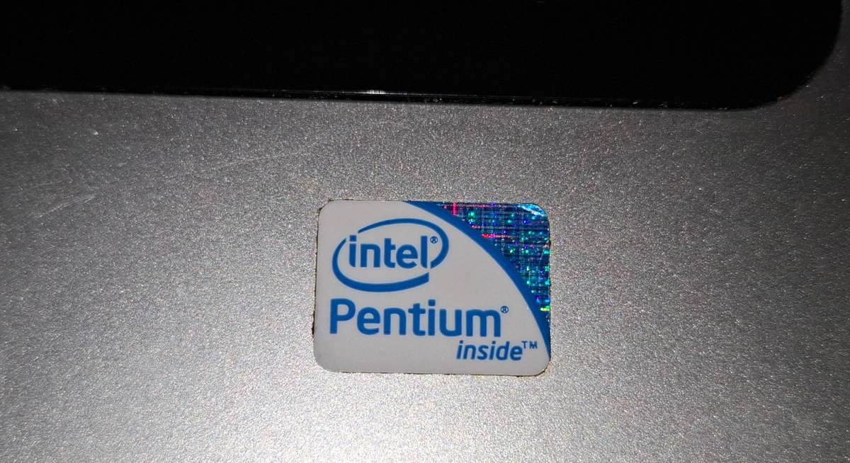 Samsung R520 Laptop Bargain For Parts