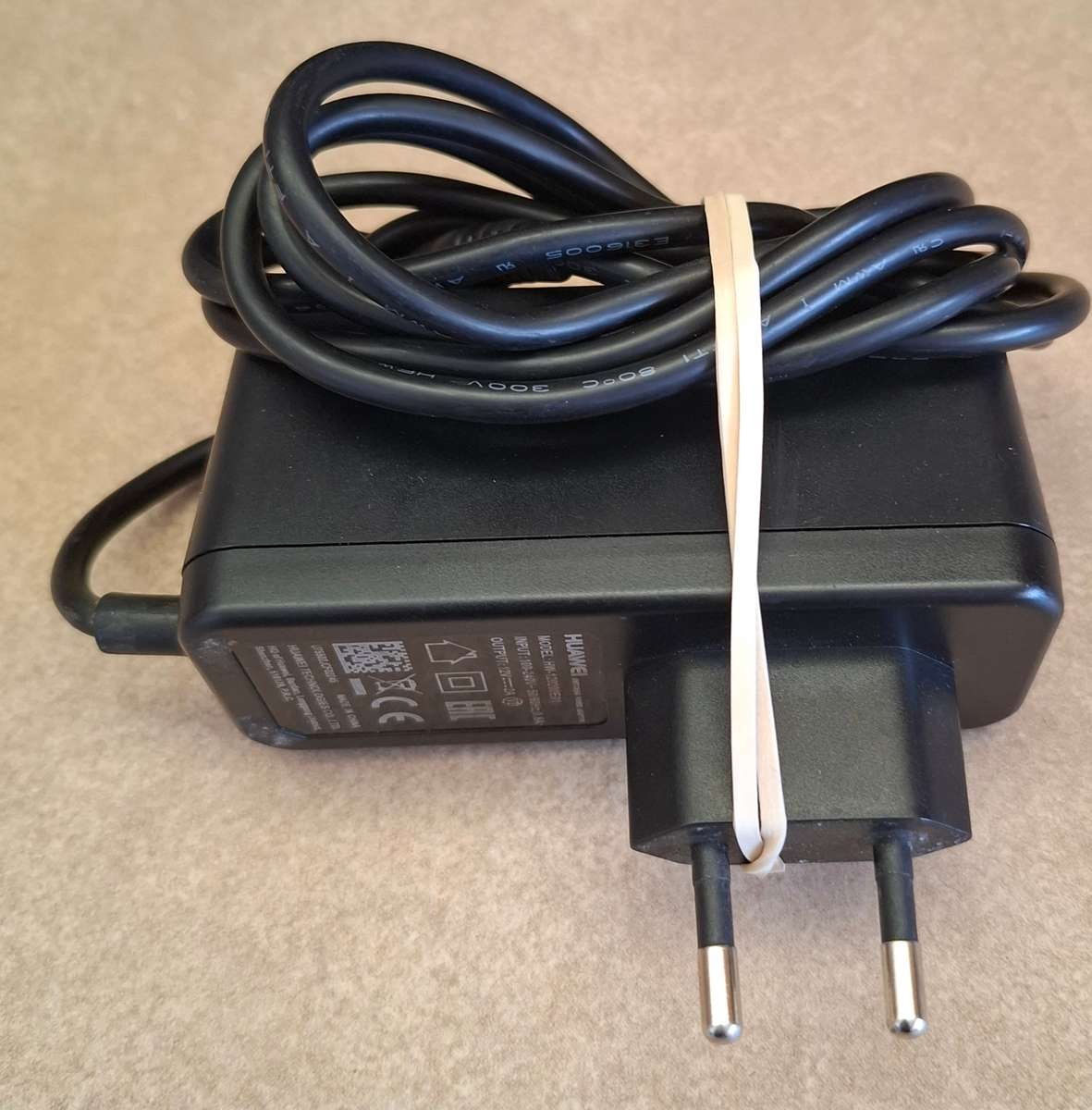 Huawei B525S-65A 300mbps WiFi Router With Wan and USB Port