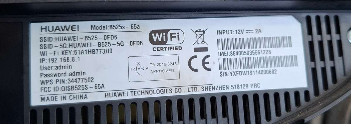 Huawei B525S-65A 300mbps WiFi Router With Wan and USB Port