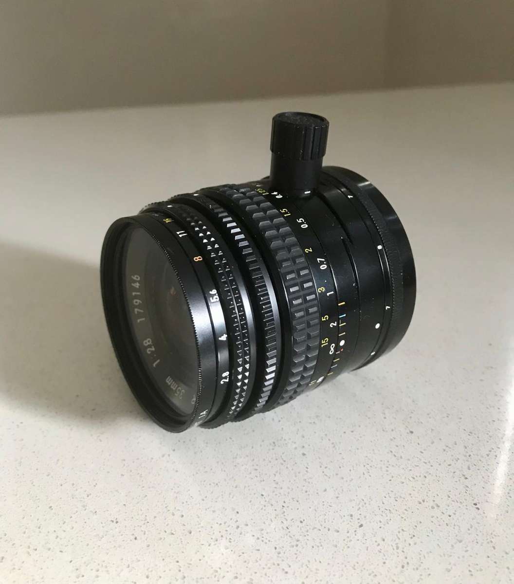 Nikon lens - 35mm f2.8 (MD11)