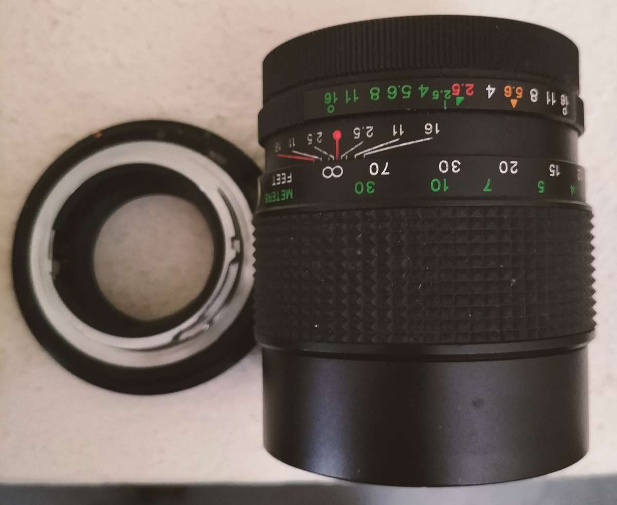 Vintage Vivitar 135mm lens
