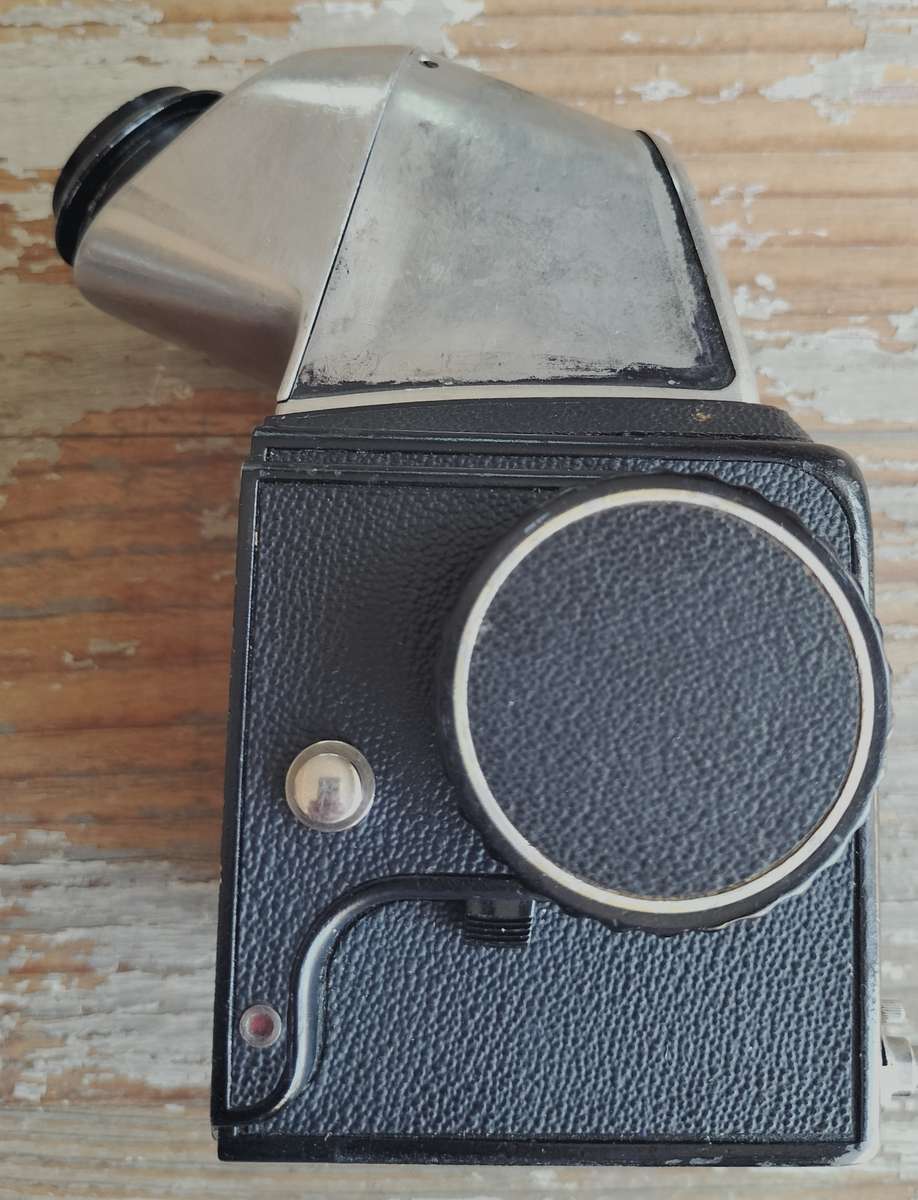 Vintage Hasselblad 500C/M Camera body (MC27) - incomplete