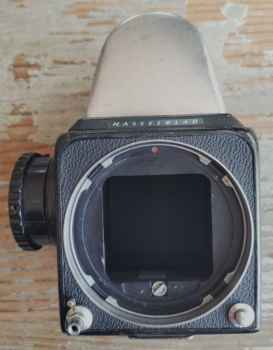 Vintage Hasselblad 500C/M Camera body (MC27) - incomplete