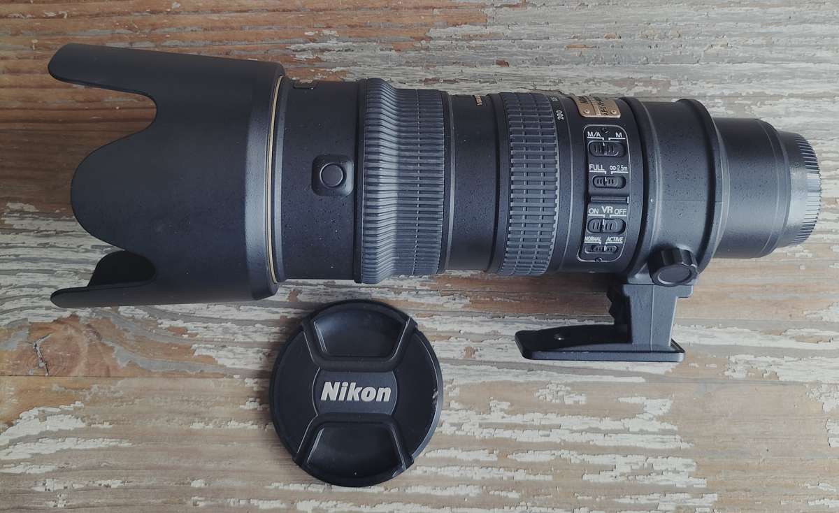 Vintage Nikon lens - AF S VR 70-200 f2.8 G ED  (MC7)