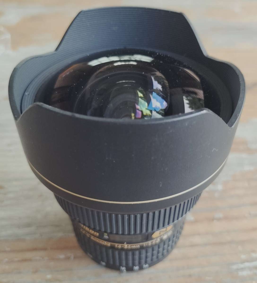 Vintage Nikon lens - AF S 14-24mm f2.8 G ED (MC5)