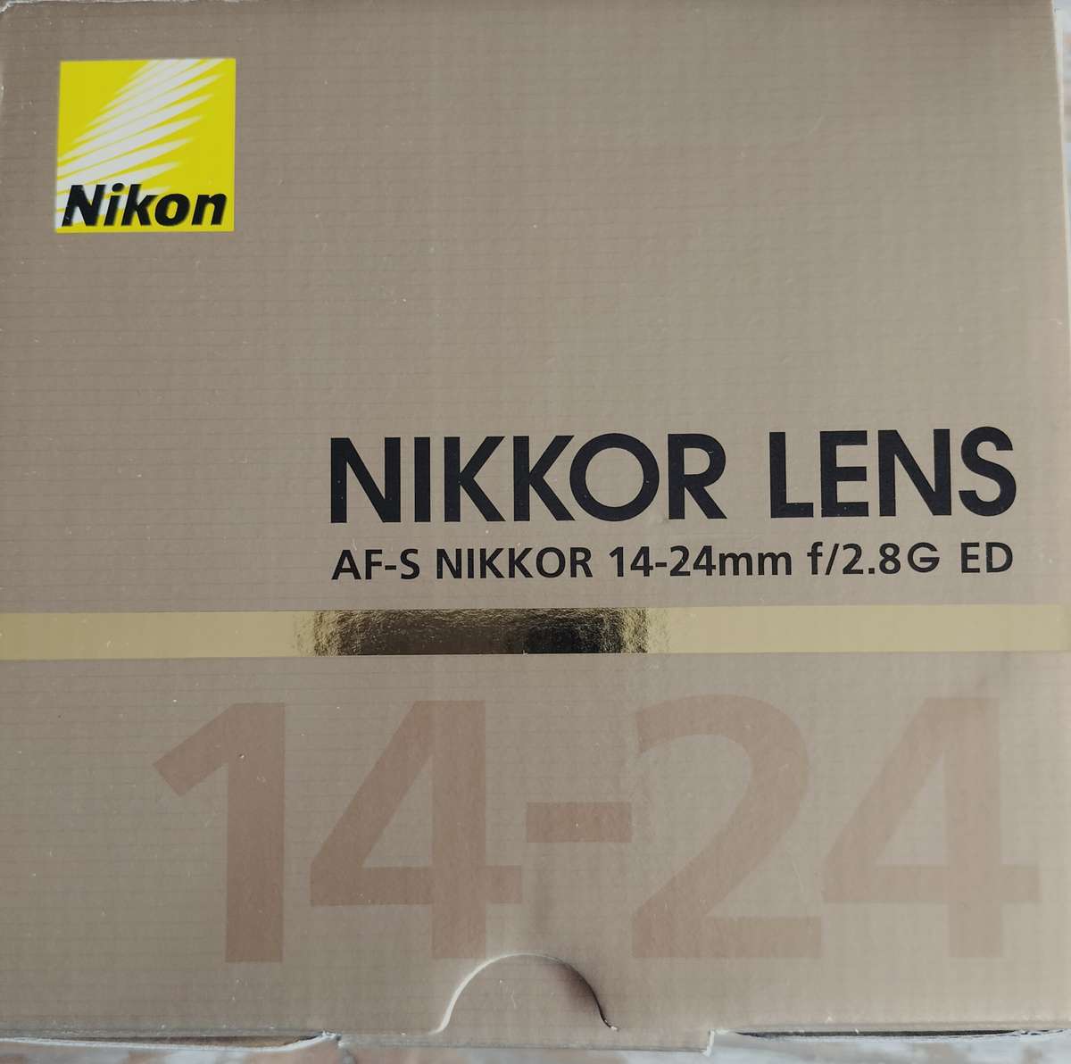 Vintage Nikon lens - AF S 14-24mm f2.8 G ED (MC5)