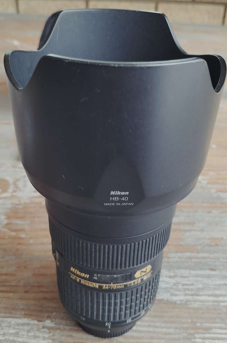 Vintage Nikon lens - AF S 24-70mm f2.8 G ED (MC6)