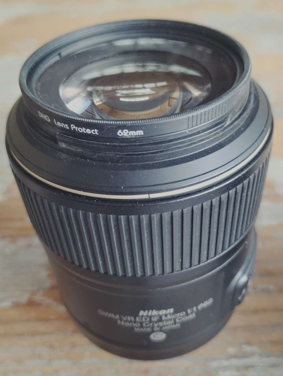 Vintage Nikon lens -  AF S VR Micro 105mm f2.8 G IF ED (MC9)