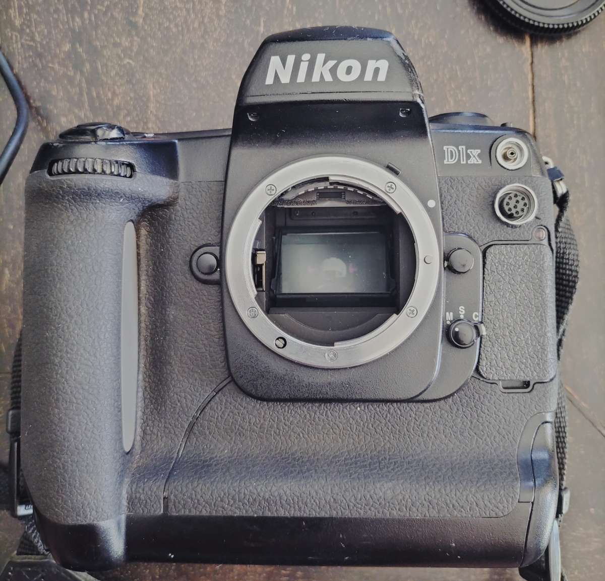Nikon D1X Camera body (MD3)