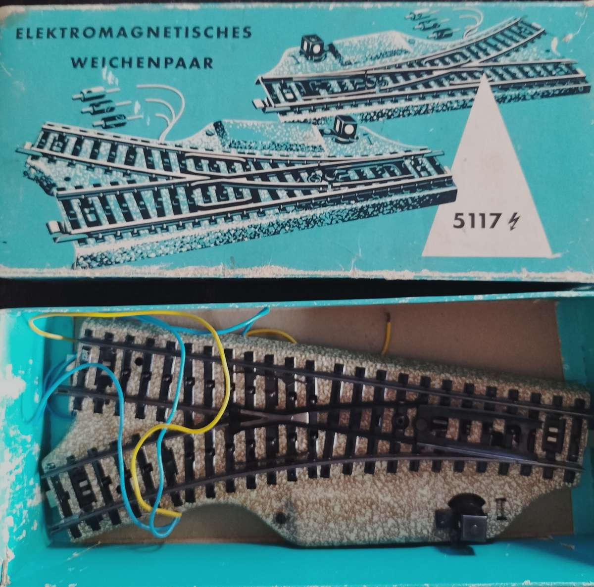 Marklin - 3 piece electro-magnetically operated points - 5117 - (boxed)