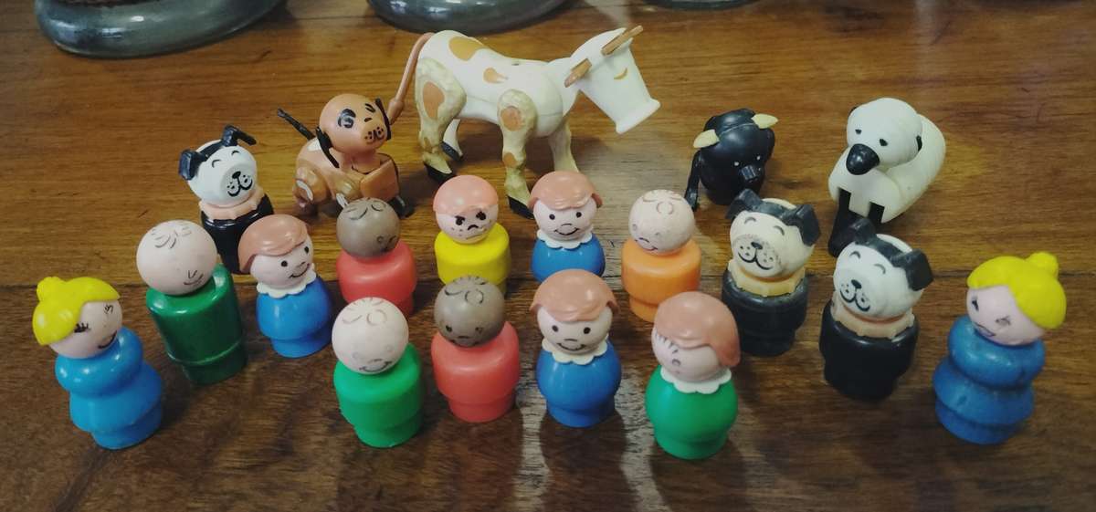 Vintage Fisher Price figurines/farm animals (x20)