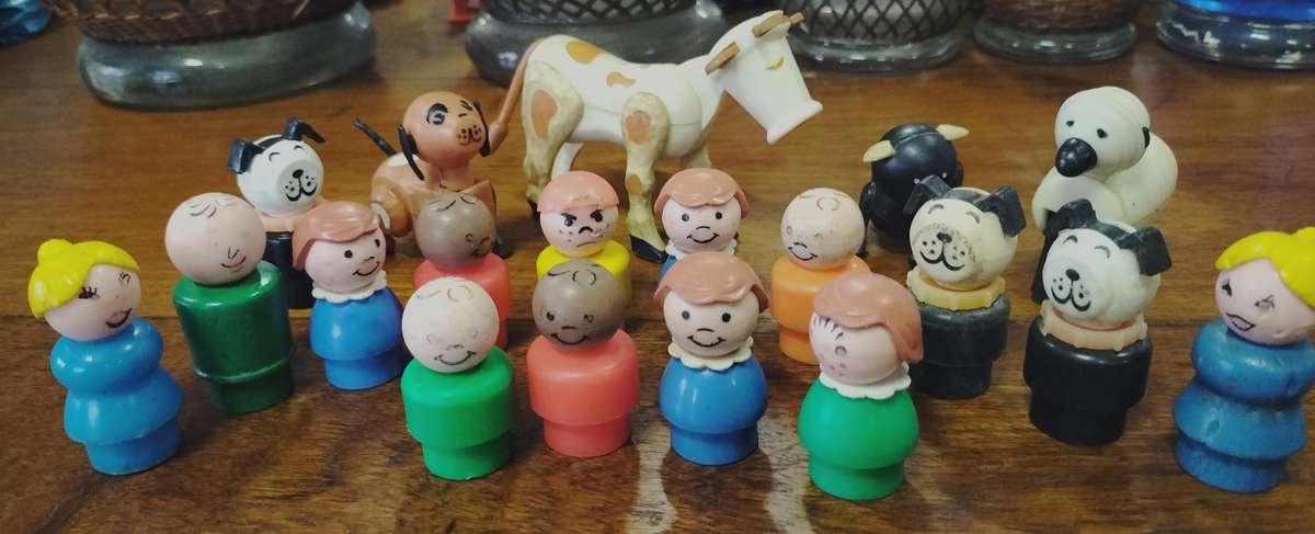 Vintage Fisher Price figurines/farm animals (x20)